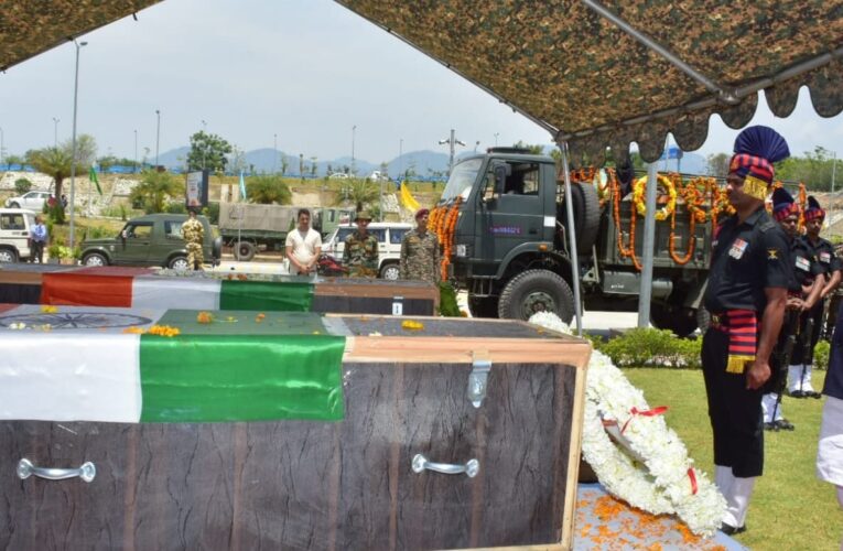 जौलीग्रांट पहुंचे जम्मू में शहीद हुए उत्तराखंड और हिमाचल प्रदेश के शहीदों के पार्थिव शरीर, मुख्यमंत्री ने दी श्रद्धांजलि…