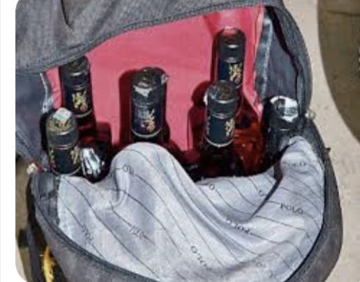 सूटकेस में छुपा कर कर रहे थे शराब की तस्करी, 90 अंग्रेजी शराब की बोतलों के साथ तीन गिरफ्तार, जानिए मामला…