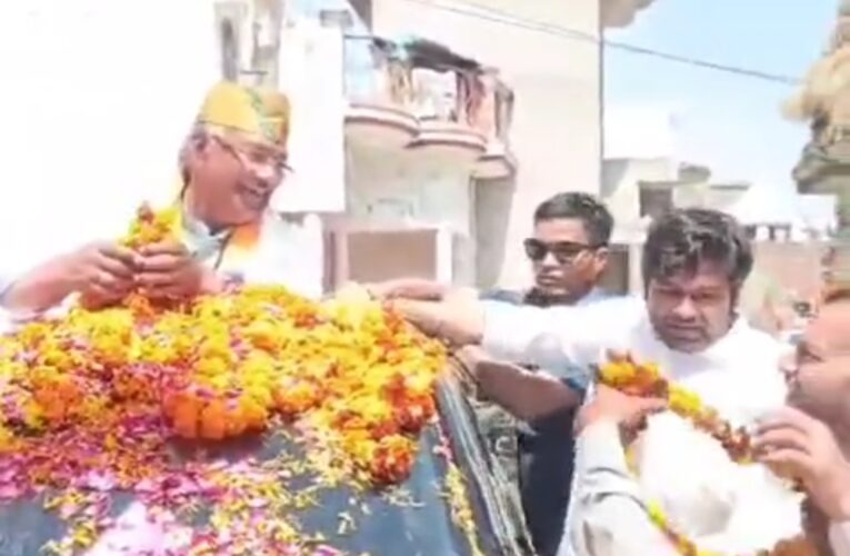 त्रिवेंद्र सिंह रावत के रोड शो में प्रमोद खारी ने झोंकी  पूरी ताकत, देखें वीडियो…
