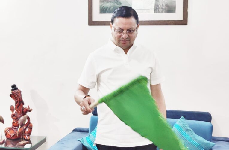 मुख्यमंत्री ने बाबा केदारनाथ डोली यात्रा के साथ चलने वाले मुख्य सेवक के भंडारा कार्यक्रम को हरी झण्डी दिखाकर किया रवाना…