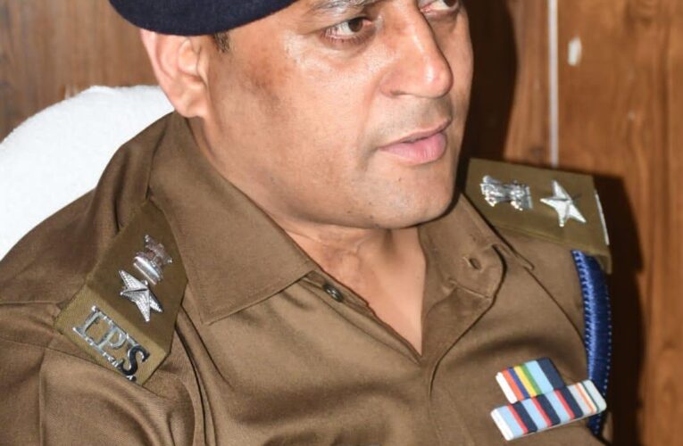 हरिद्वार पुलिस ने  ₹25000 -25000 के दो इनामी आरोपियों को किया गिरफ्तार,  *लूट के मामले में चल रहे थे फरार*