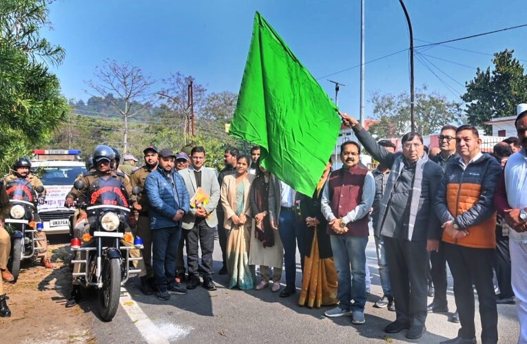 राज्यसभा सासंद डॉ. नरेश बंसल की अध्यक्षता में जिला सड़क सुरक्षा समिति की बैठक की गई आयोजित…