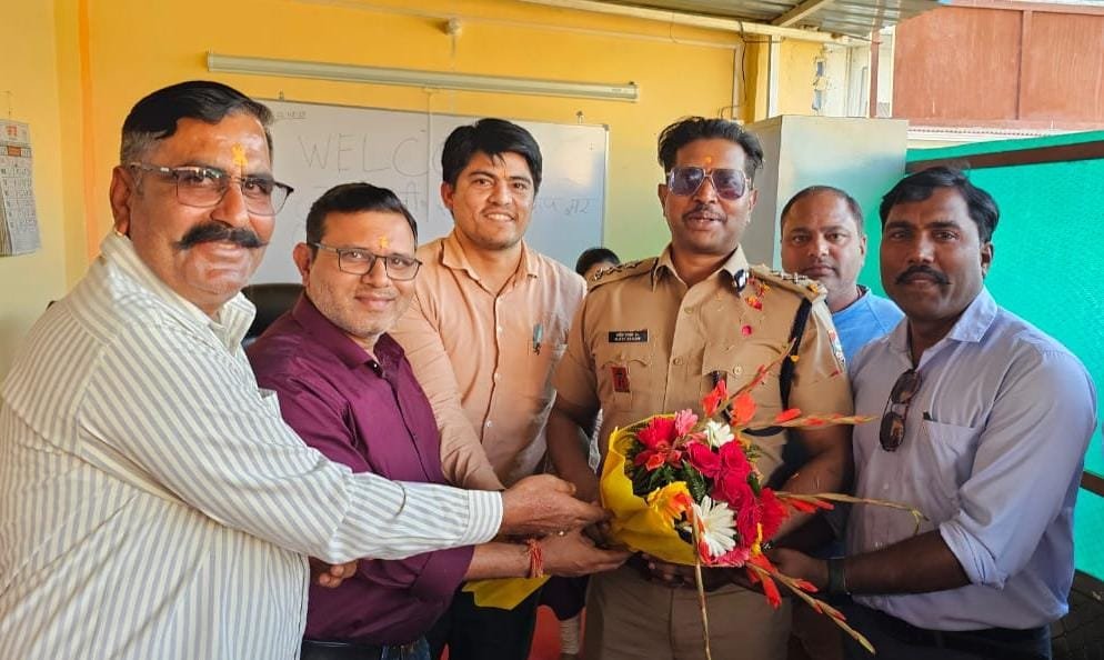 आईजी गढ़वाल राजीव स्वरूप ने पाठशाला में किया बच्चों से संवाद, किए सीधे सवाल जवाब…