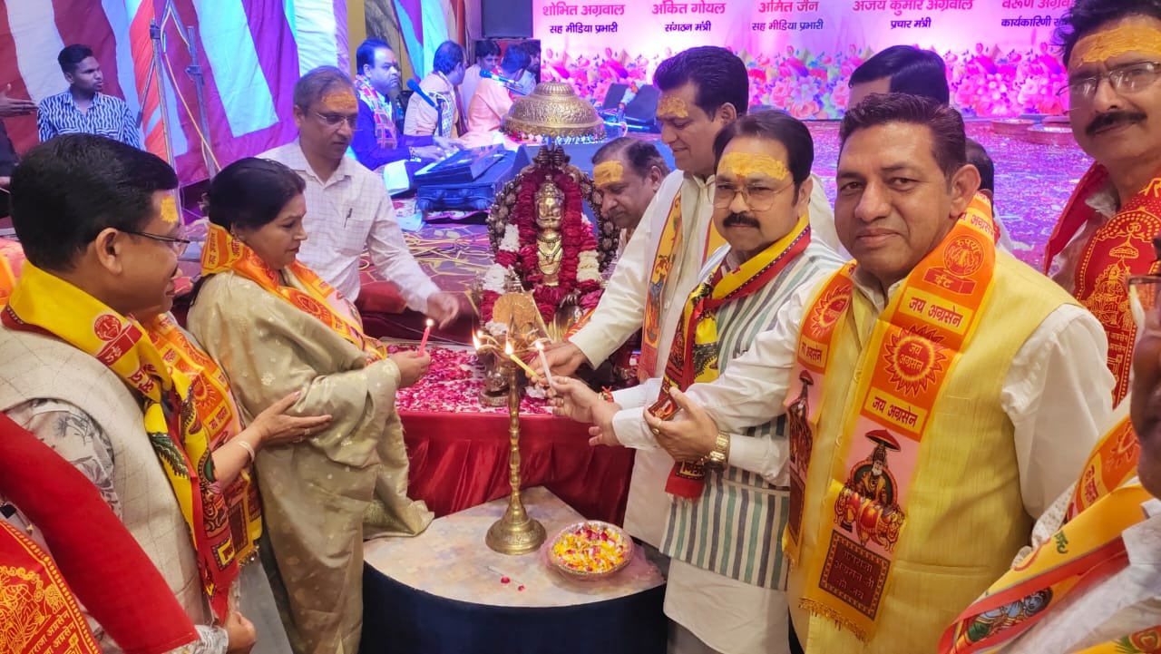 धूमधाम से मनाया गया वैश्य बंधु समाज मध्य हरिद्वार का वार्षिकोत्सव…