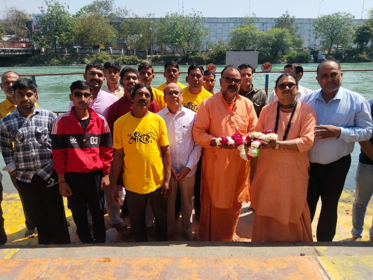 श्री अखंड परशुराम अखाड़े ने किया शहीदों को नमन…