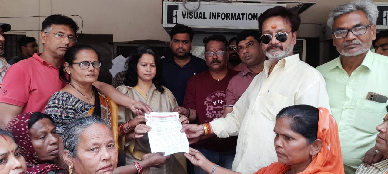 लघु व्यापारियों ने स्मार्ट कॉरिडोर योजना में सम्मिलित किए जाने की मांग को लेकर प्रमुख सचिव मीनाक्षी सुंदरम के नाम ज्ञापन किया प्रेषित…