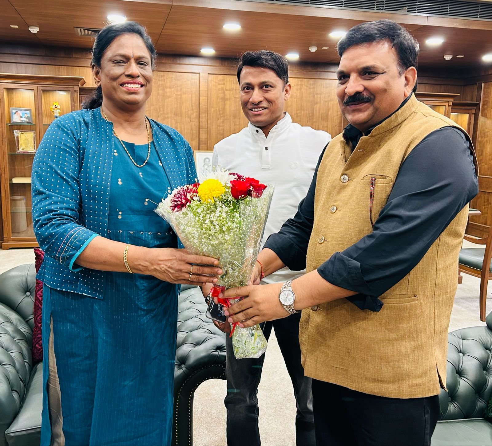 यूनाइटेड मुए थाई संघ इंडिया की ओलंपिक संघ अध्यक्ष से मुलाक़ात…