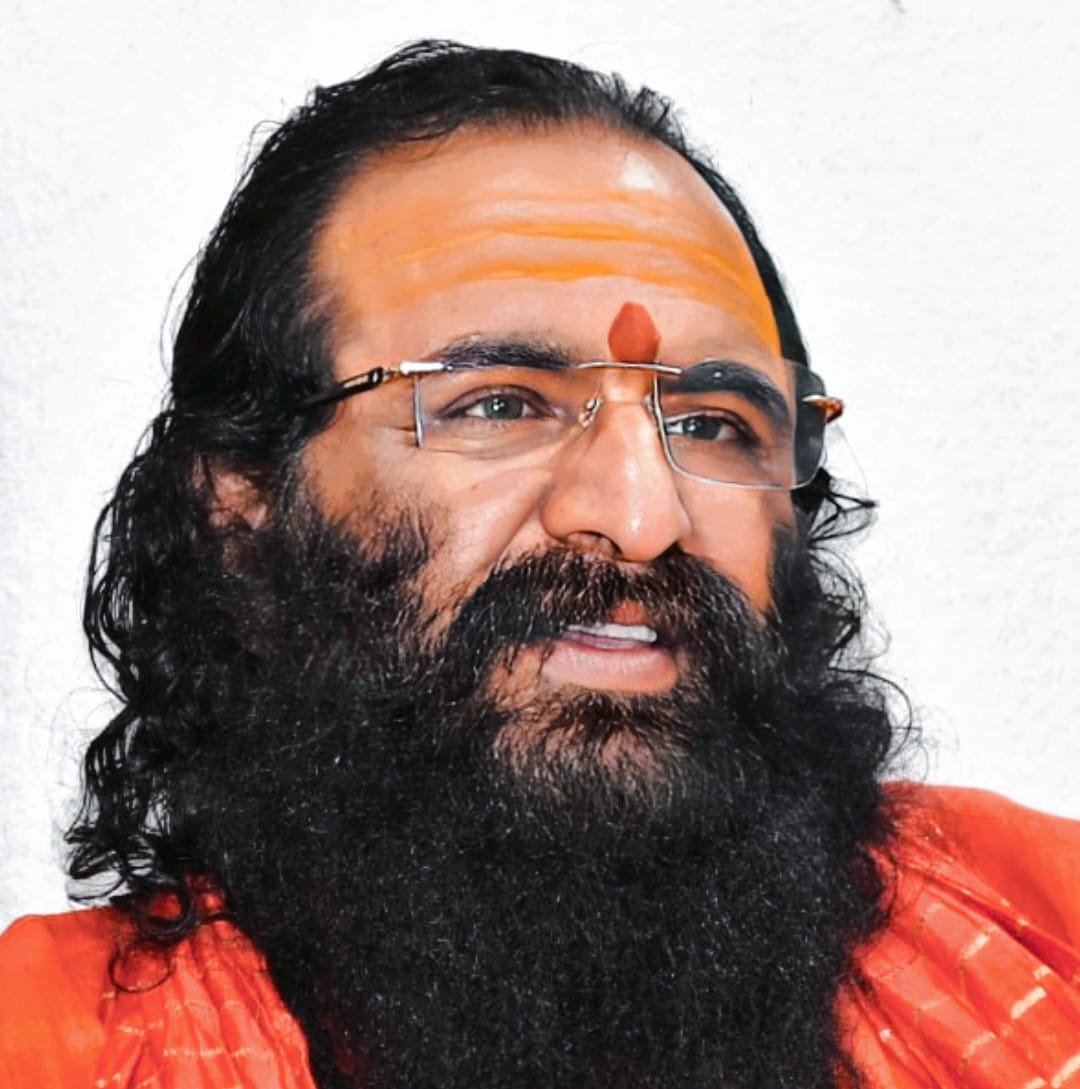 हरिद्वार पुलिस ने मासूम बच्ची के हत्याकांड का किया खुलासा, महंत रविंद्रपुरी महाराज ने दी बधाई…