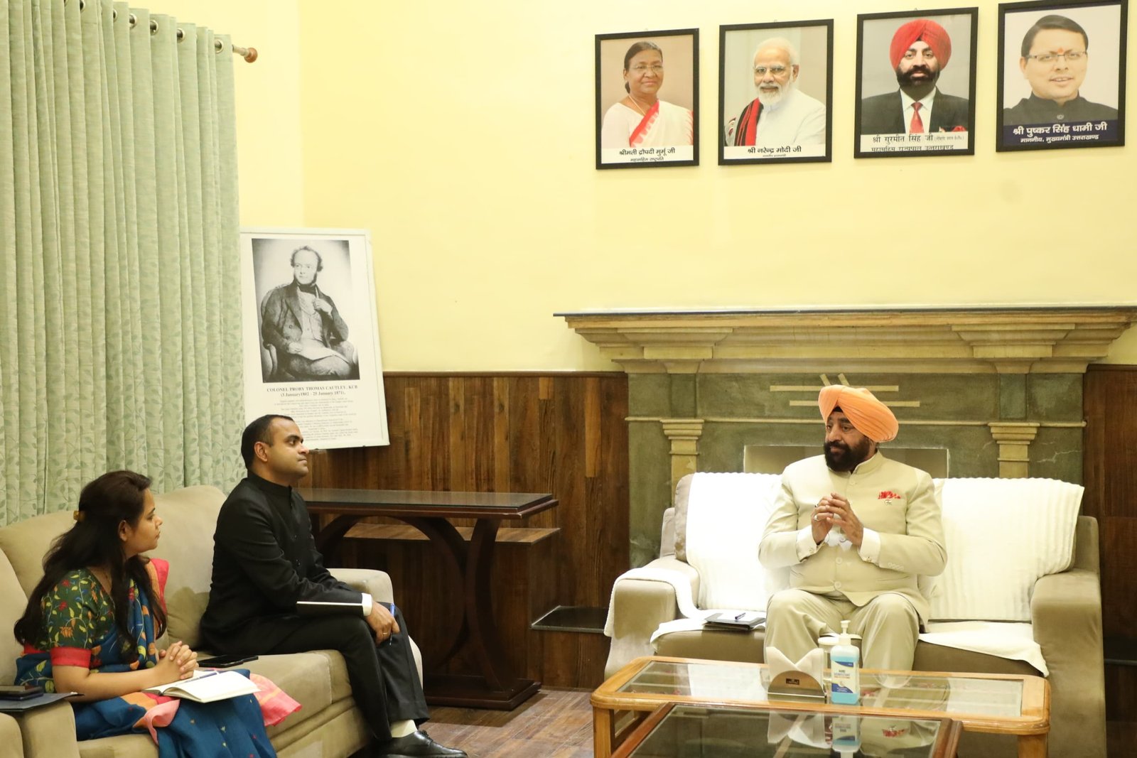 राज्यपाल लेफ्टिनेंट जनरल गुरमीत सिंह (से.नि.) ने कांवड़ यात्रा, कुम्भ मेला तथा जनपद में संचालित विभिन्न कार्यों के बारे में विस्तार से ली जानकारी…