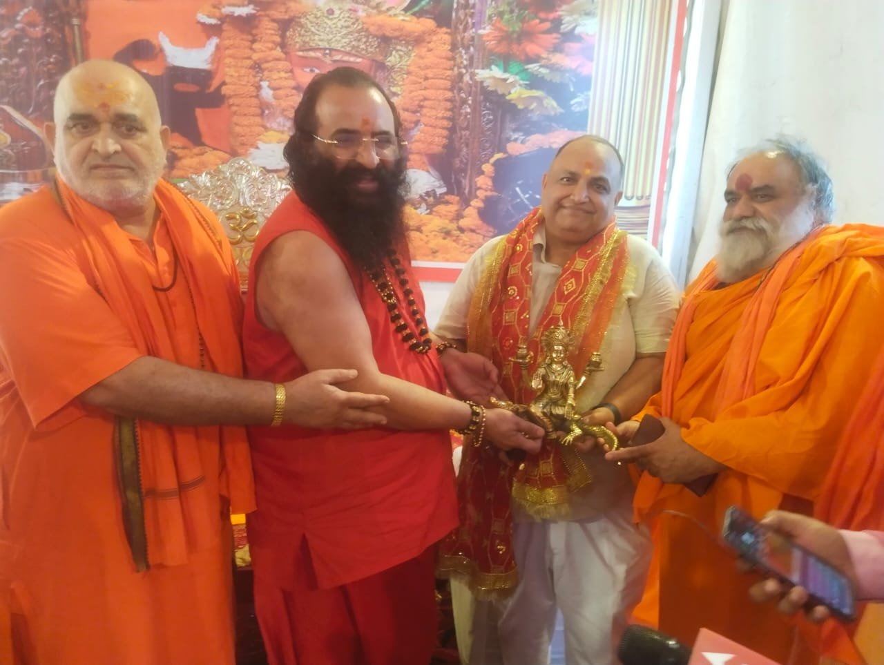 शिव कृपा से मिलता है सुखी, निरोगी और समृद्ध जीवन का आशीर्वाद -श्रीमहंत रविंद्रपुरी।