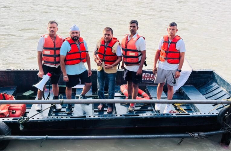 सम्पूर्ण कांवड़ मेला अवधि में बीईजी आर्मी तैराक दलों द्वारा 129 शिवभक्त कांवड़ियों को डूबने से बचाकर किया उत्कृष्ठ कार्य…