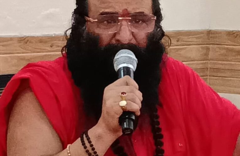 देवस्थानों की गरिमा बनाए रखने के लिए अभियान शुरू करेगी अखाड़ा परिषद…