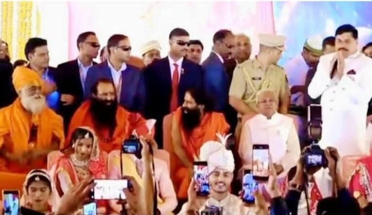 निर्धन कन्याओं के विवाह संस्कार में अपने बेटे का विवाह करना मुख्यमंत्री मोहन यादव का प्रेरणादायी कदम -श्रीमहंत रविंद्रपुरी।