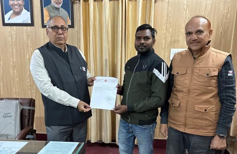 पूर्व छात्र ने महाविद्यालय को दिया अपनी सफलता का श्रेय…