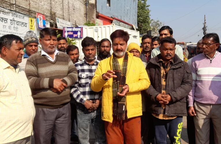 आगामी 16 दिसंबर को रेड़ी-पटरी के लघु व्यापारी निकालेंगे जन आक्रोश न्याय रैली -संजय चोपड़ा।