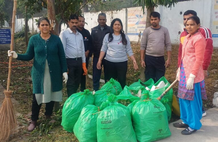 तीर्थ नगरी हरिद्वार को स्वच्छ सुंदर बनाने के लिए एक माह तीन दिन से निरंतर चल जा रहा है सफाई अभियान…