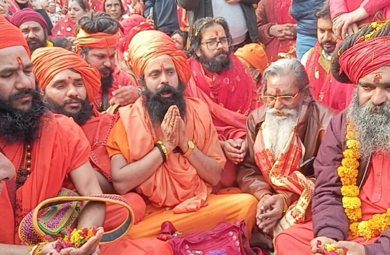 मां भगवती जागरण से पूर्व निकाली माता मायादेवी की भव्य शोभायात्रा…