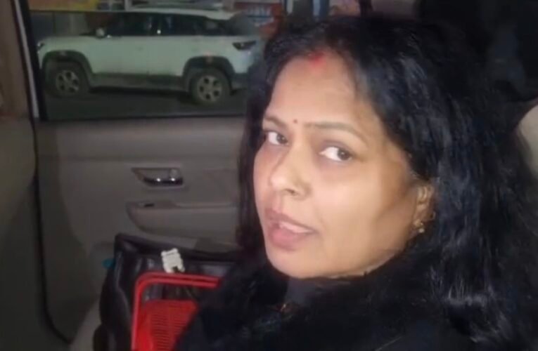 सबूत लेकर अभिनेत्री उर्मिला सनावर&nbsp; पहुंची देहरादून,देखें वीडियो